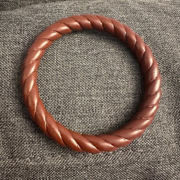 Vintage Bakelite Brown Twist Bangle Bracelet - Picture 1 of 3